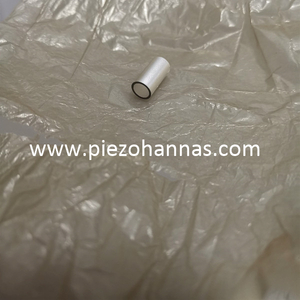 Material traductor cu tub piezoceramic sonic pentru microfoane cu ultrasunete